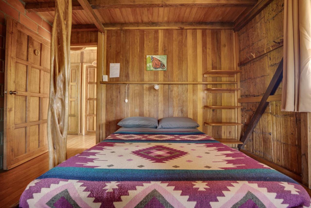 Hostal Pakay Tena Exteriör bild