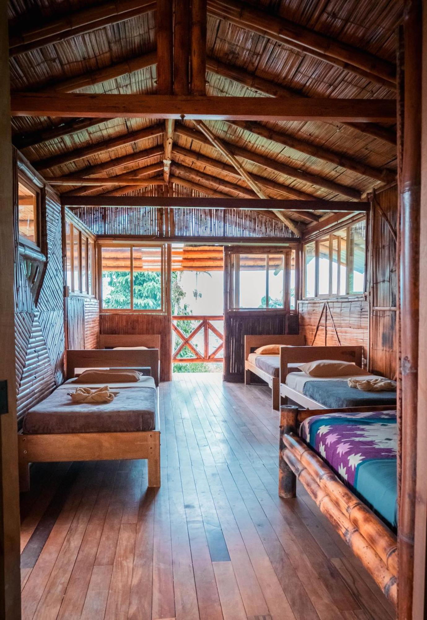 Hostal Pakay Tena Exteriör bild